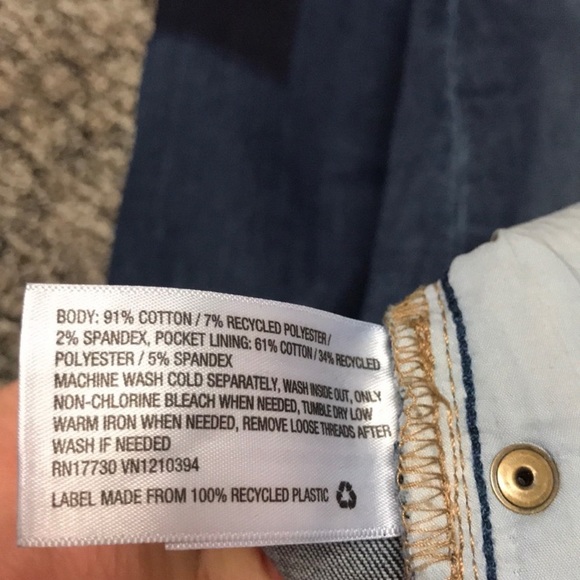Universal Thread Jeans - Picture 6 of 6